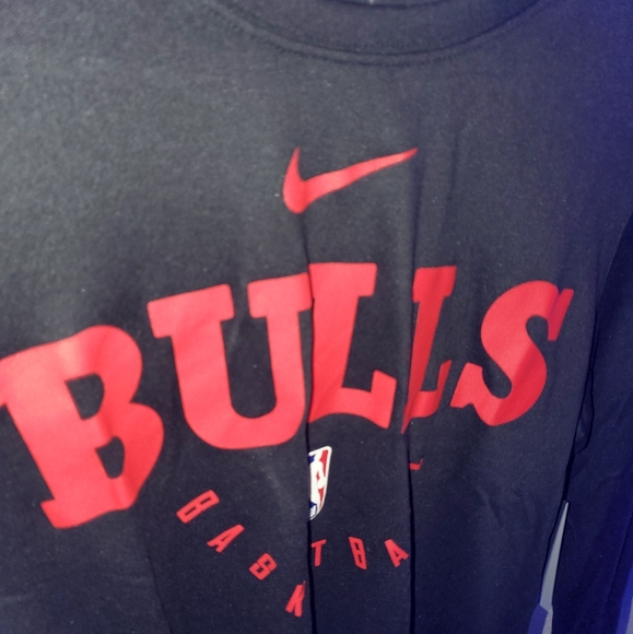 Nike Chicago Bulls LongSleeve - Picture 5 of 7